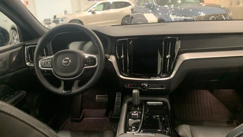 Volvo S60 Reccharge T8 R-Design aut