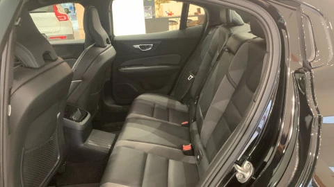 Volvo S60 Reccharge T8 R-Design aut