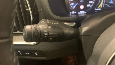 Volvo S60 Reccharge T8 R-Design aut