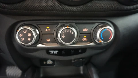 Nissan Juke DIG-T 84 kW (114 CV) DCT 7 Vel. Acenta