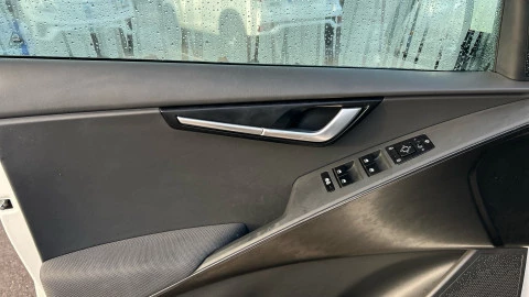 Kia Niro 1.6 GDi HEV 104kW (141CV) Drive