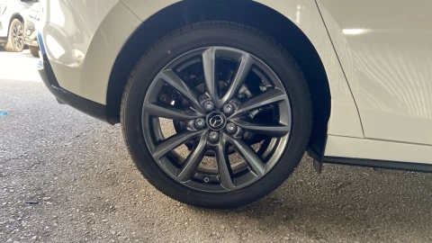 Mazda3 2.5L E-SKY G MHEV 103kW 6AT Centre-line