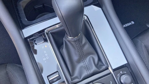 Mazda3 2.5L E-SKY G MHEV 103kW 6AT Centre-line