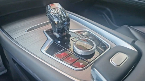 EBRO S700 1.6 TGDI Luxury 7 DCT