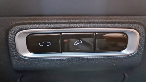 EBRO S700 1.6 TGDI Luxury 7 DCT