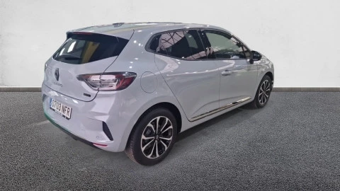 Renault Clio Techno full hybrid E-Tech 145 (103Kw)