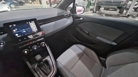 Renault Clio Techno full hybrid E-Tech 145 (103Kw)