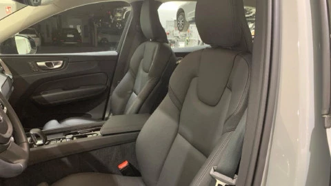 Volvo XC60 2.0 B4 D Plus Dark Auto