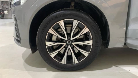 Volvo XC60 2.0 B4 D Plus Dark Auto