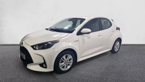 Toyota Yaris 1.5 120H Business Plus
