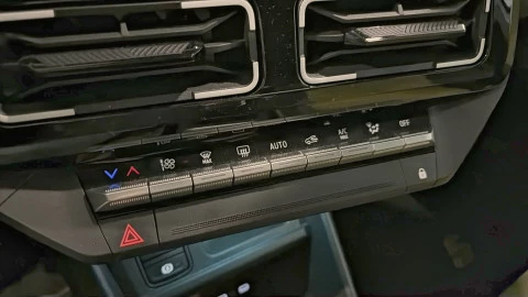 Renault 5 E-Tech   Iconic cinq autonomia confort 110 kW