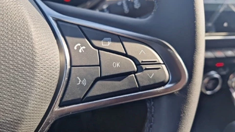 Renault Clio Techno full hybrid E-Tech 145 (103Kw)