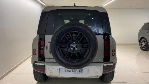 Land Rover Defender 3.0D I6 250 SE 90 Auto 4WD MHEV