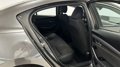 Mazda3 2.5L e-SKY G MHEV 103kW 6AT Prime-line