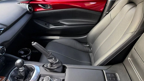 Mazda MX-5  ST 2.0 Skyactiv-G Exclusive-Line
