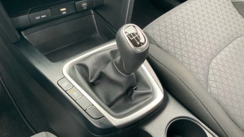 Kia Ceed 1.6 MHEV iMT 100kW (136CV) Concept