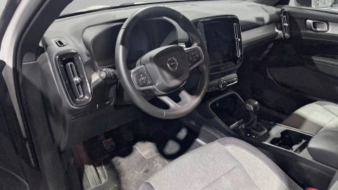 Volvo XC40 1.5 T2 Momentum Pro