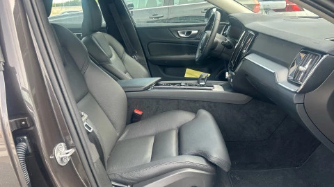 Volvo V60 B4 D Plus Dark Auto 145 kW (197 CV)