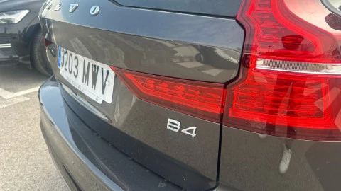 Volvo V60 B4 D Plus Dark Auto 145 kW (197 CV)