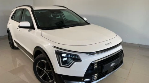 Kia Niro 1.6 GDi HEV 95kW (129CV) Drive