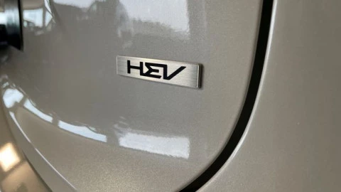 Kia Niro 1.6 GDi HEV 95kW (129CV) Drive