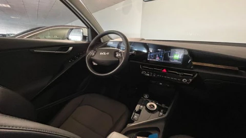 Kia Niro 1.6 GDi HEV 95kW (129CV) Drive