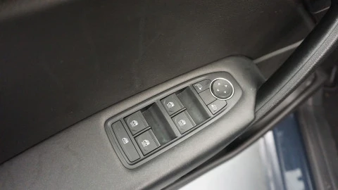 Renault Captur equilibre TCe 67kW (90CV)