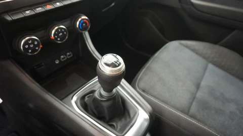 Renault Captur equilibre TCe 67kW (90CV)