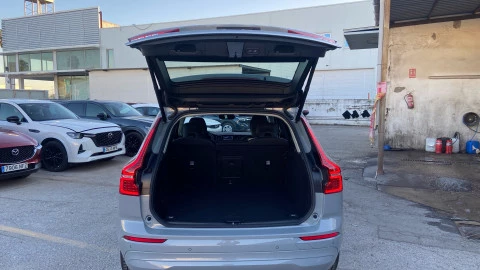 Volvo XC60 2.0 B5 G AWD Core Auto