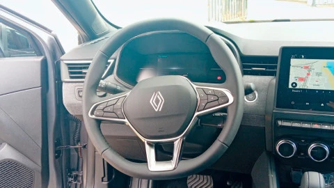 Renault Clio Techno full hybrid E-Tech 145 (103Kw)