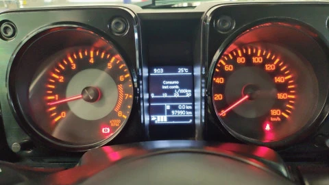 Suzuki Jimny 1.5 JX 5MT