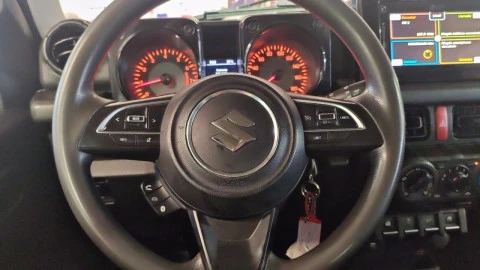 Suzuki Jimny 1.5 JX 5MT