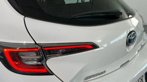 Toyota Corolla 1.8 125H ACTIVE TECH E-CVT