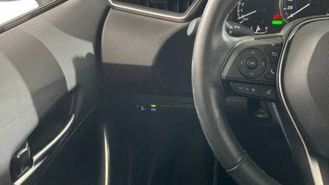 Toyota Corolla 1.8 125H ACTIVE TECH E-CVT