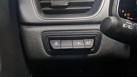 Renault Captur techno Eco-G 100cv (74 kW)