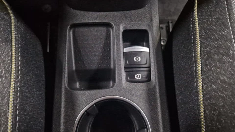 Renault Captur techno Eco-G 100cv (74 kW)