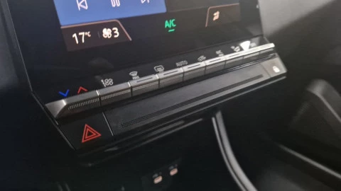 Renault Captur techno Eco-G 100cv (74 kW)