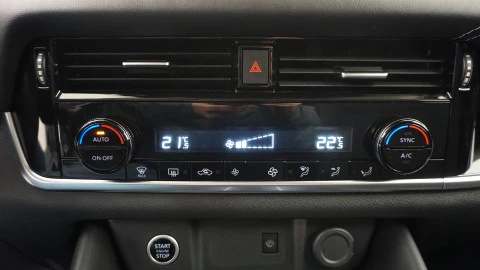 Nissan Qashqai DIG-T 116kW Xtronic N-Connecta