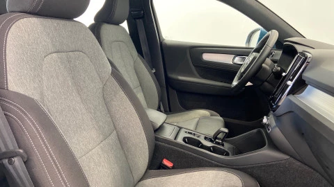 Volvo XC40 2.0 B4 G Core Auto