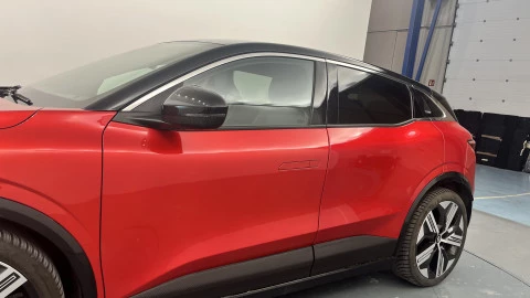 Renault Megane E-Tech Iconic 160kW (220CV) a. confort AC22