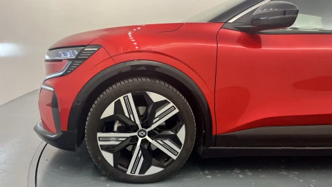 Renault Megane E-Tech Iconic 160kW (220CV) a. confort AC22