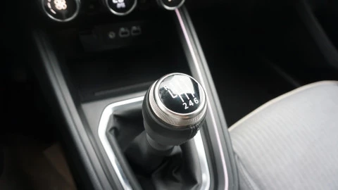 Renault Clio Techno TCe 90 (67kw)