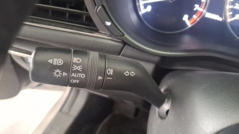 Mazda3 2.0 e-SKYACTIV-G 88KW HOMURA