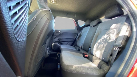 Renault Captur techno Eco-G 100cv (74 kW)