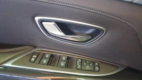 Renault Espace Initiale Paris Energy dCi 118kW TT EDC