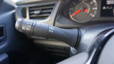 Renault Kangoo Furgón L1 1.5 Blue dCi 70kW Ábr. Sésamo por Ren