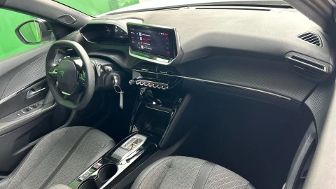 Peugeot 2008 Allure Puretech 130 S&S EAT8