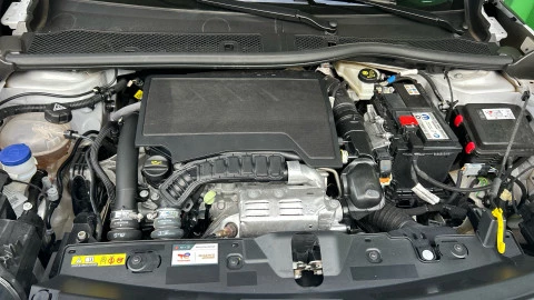 Peugeot 2008 Allure Puretech 130 S&S EAT8