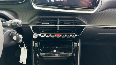 Peugeot 2008 Allure Puretech 130 S&S EAT8