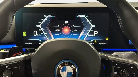 BMW i5 EDRIVE40
